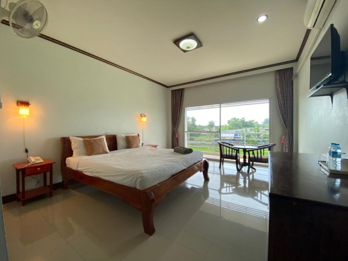 Mayuree Resort Udon Thani Extérieur photo