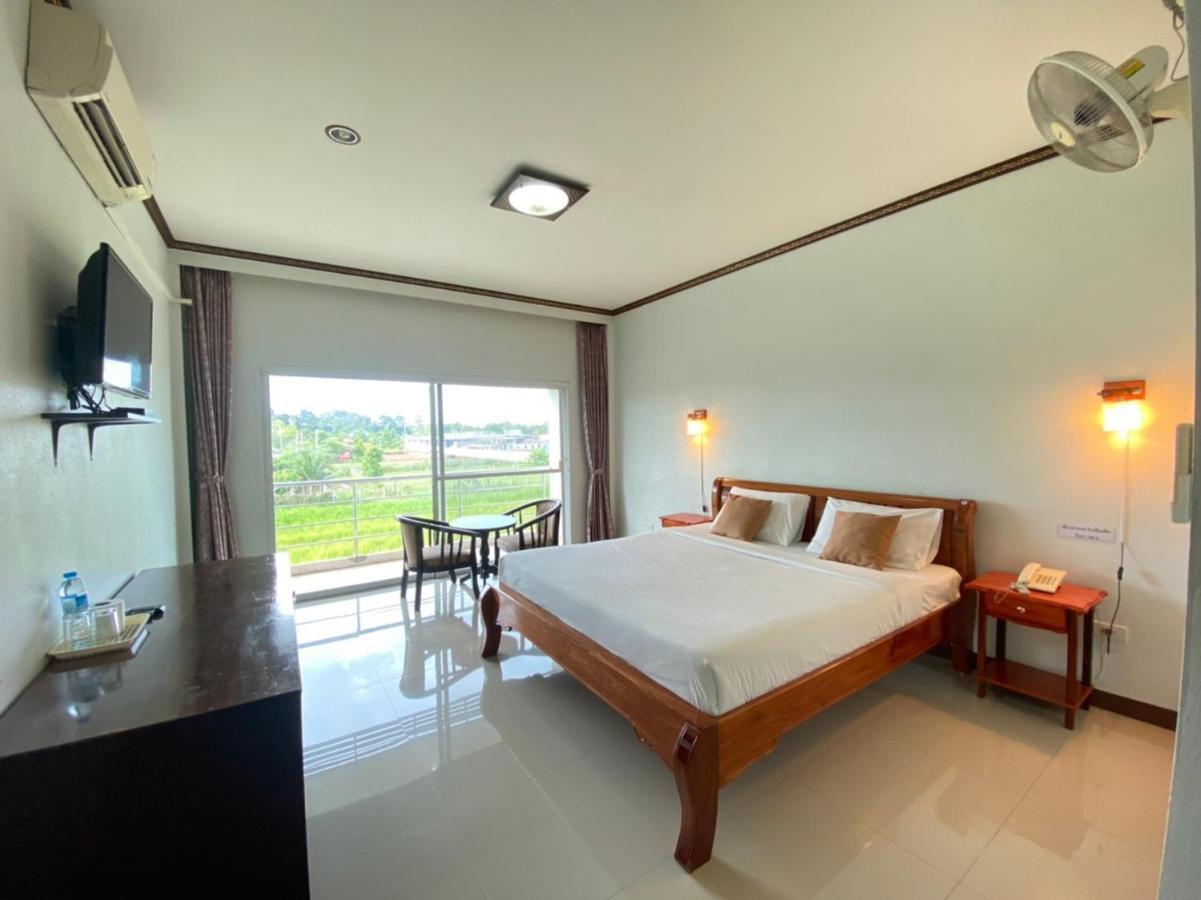 Mayuree Resort Udon Thani Extérieur photo